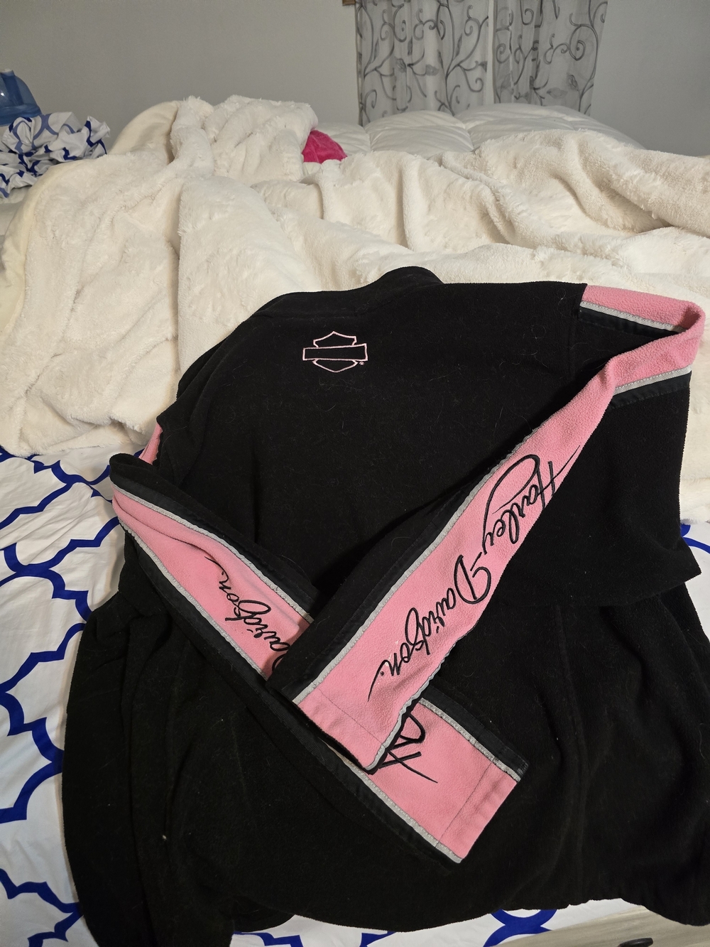 Harley-Davidson Women's Black Sweatshirt with Pink Logo Trim